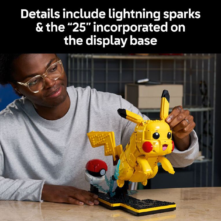 LEGO Pokemon Pikachu and Poke Ball 72152, , hi-res