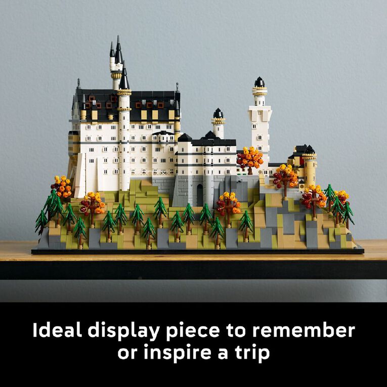LEGO Architecture Neuschwanstein Castle 21063, , hi-res