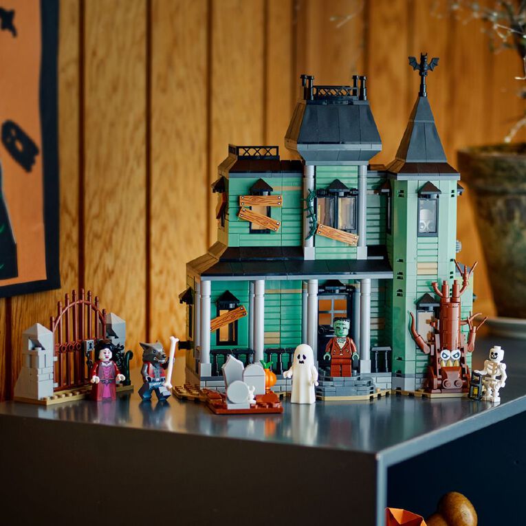 LEGO CREATOR Haunted Mansion 31167, , hi-res