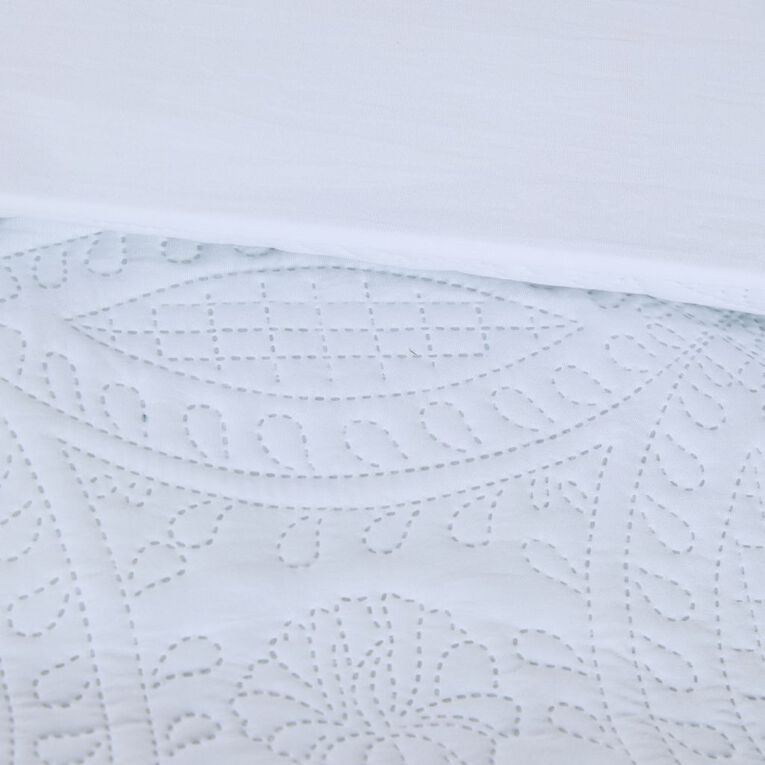 Living & Co Duvet Cover Set Cairo Embossed Queen, , hi-res