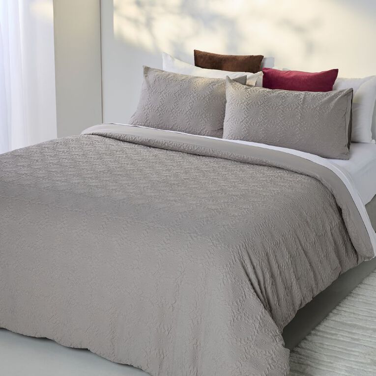 Living & Co Duvet Cover Set Embossed Floral Queen, , hi-res