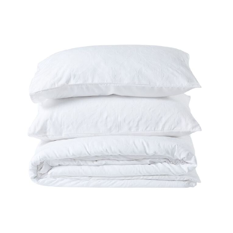 Living & Co Duvet Cover Set Matelasse White King, , hi-res