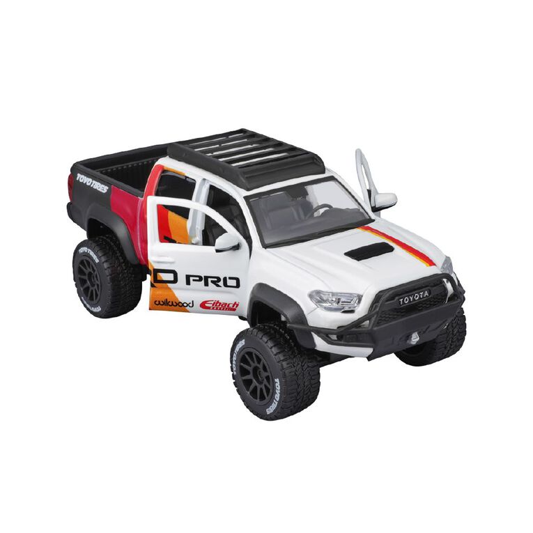 Maisto 1:24 Custom Shop Assorted, , hi-res
