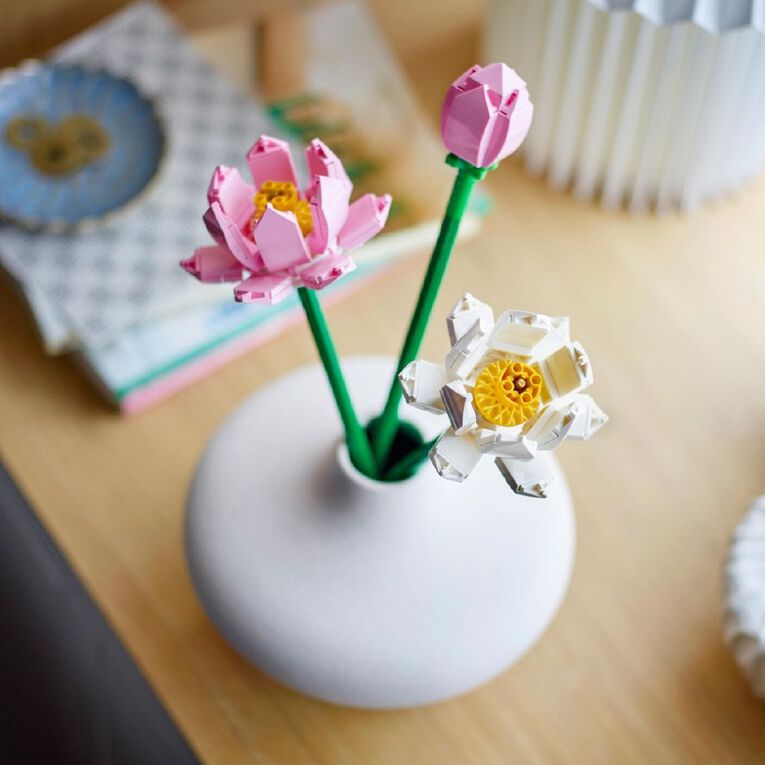 LEGO Botanicals Flowers Lotus Flowers 40647, , hi-res