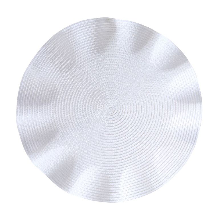 Living & Co Scallop Edge Round Placemat White 39cm, , hi-res