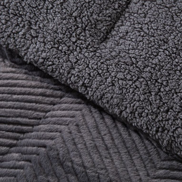 Living & Co 3 Piece Comforter Set Faux Fur Grey Queen, , hi-res