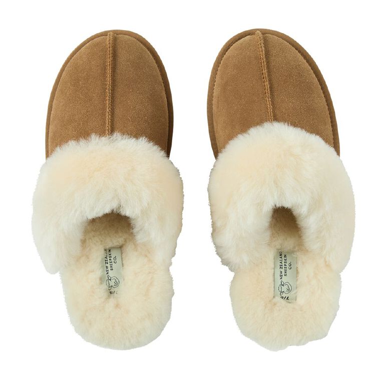 NEW ZEALAND SHEEPSKIN CO. Women's Sheepskin Lined Slipper Scuff, Brown Light, hi-res