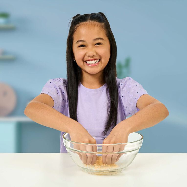 Cookeez Makery Little Bakes Oven Playset, , hi-res