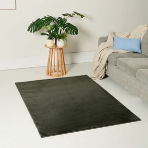 Living & Co Rug Faux Fur Plain 120cm x 180cm