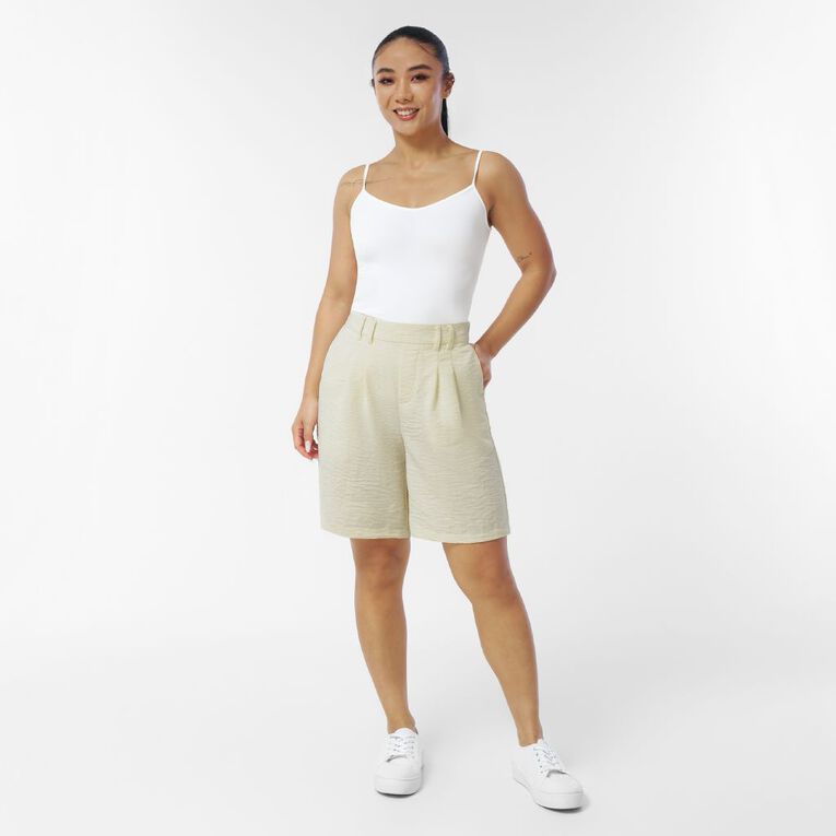 H&H Women's Mid Thigh Pleat Front Shorts, Cream, hi-res
