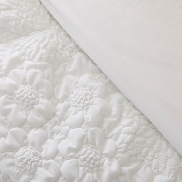 Living & Co Duvet Cover Set Cotton Ruched Floral White King, , hi-res