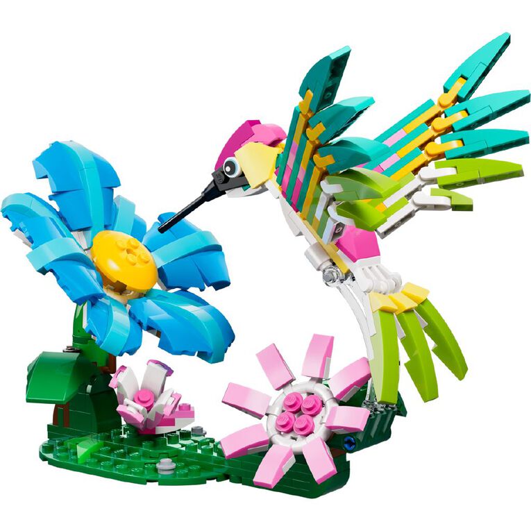 LEGO CREATOR Wild Animals Colourful Hummingbird 31384, , hi-res