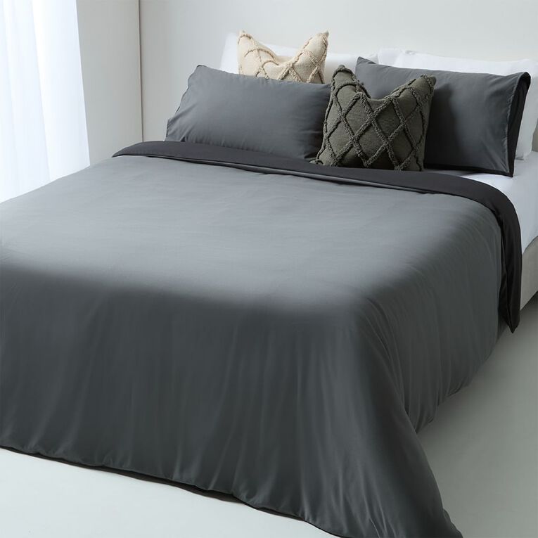 Living & Co Duvet Cover Set Microfibre Reversible Black/Grey Single, , hi-res