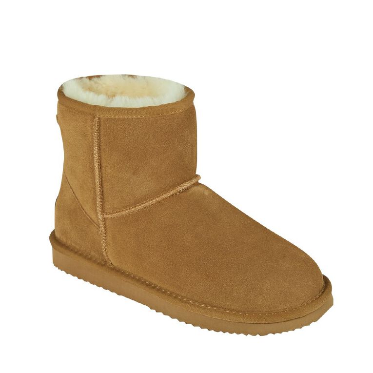 NEW ZEALAND SHEEPSKIN CO. Women's Sheepskin Lined Slipper Boots Box, Brown Light, hi-res