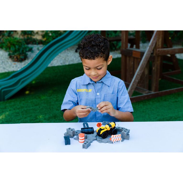 CAT Dig N' Build Playset Assorted, , hi-res