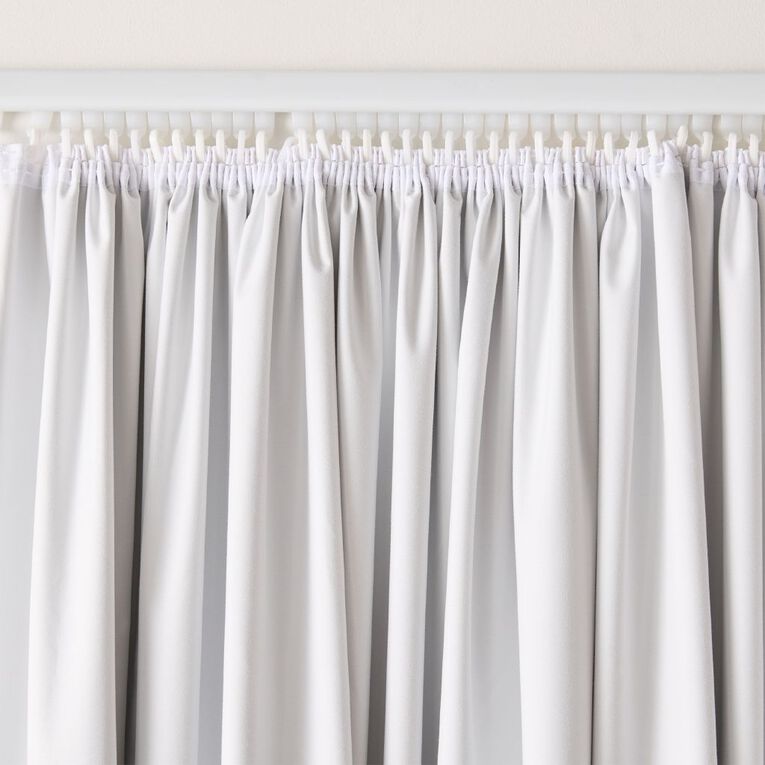 Living & Co Curtain Lining White 150-230cm Wide/205cm Drop, , hi-res