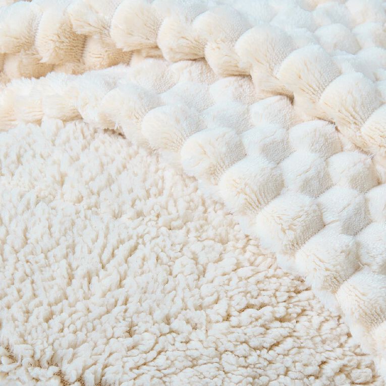 Living & Co Beehive Plush Sherpa Blanket Natural Queen, , hi-res