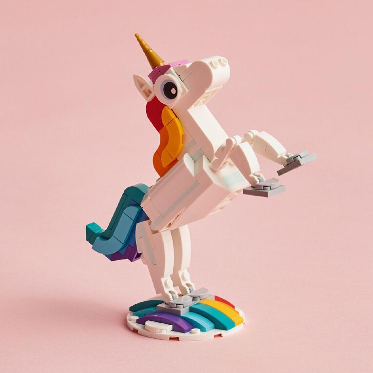 LEGO CREATOR Magical Unicorn 31140, , hi-res