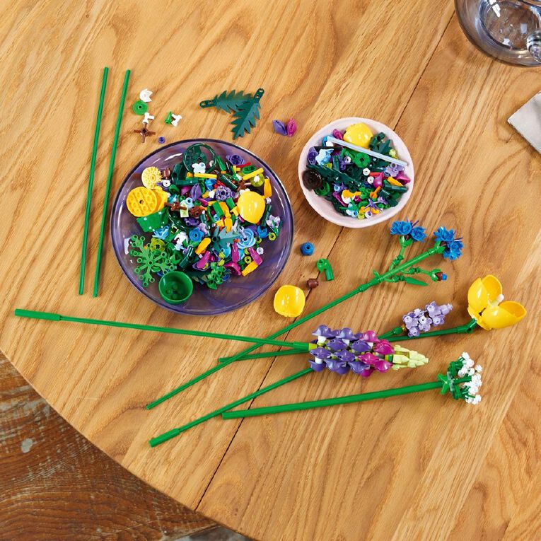 LEGO Icons Wild Flower Bouquet 10313, , hi-res