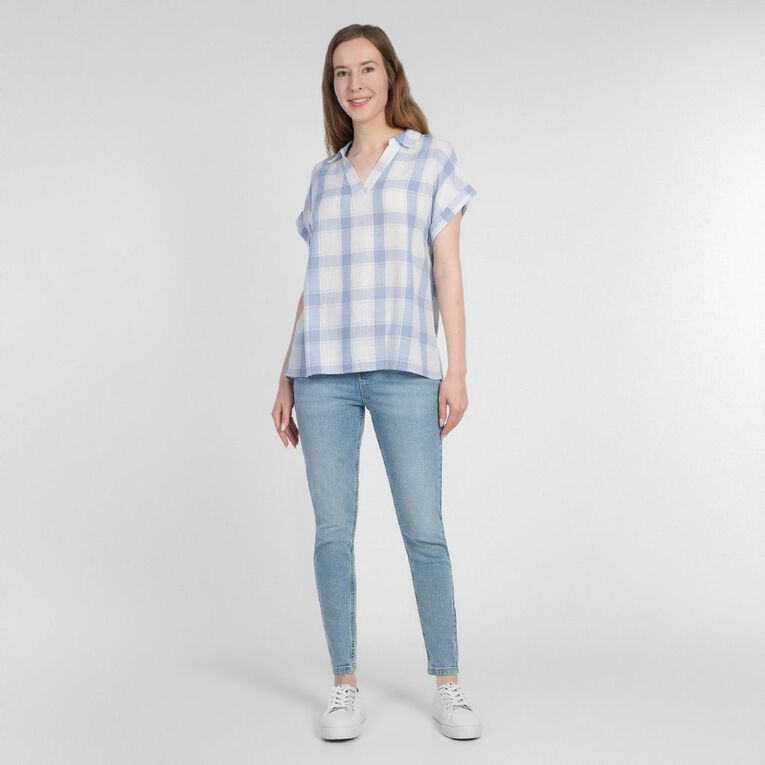 H&H Women's Short Roll Sleeve Linen Blend Blouse, Blue Light, hi-res