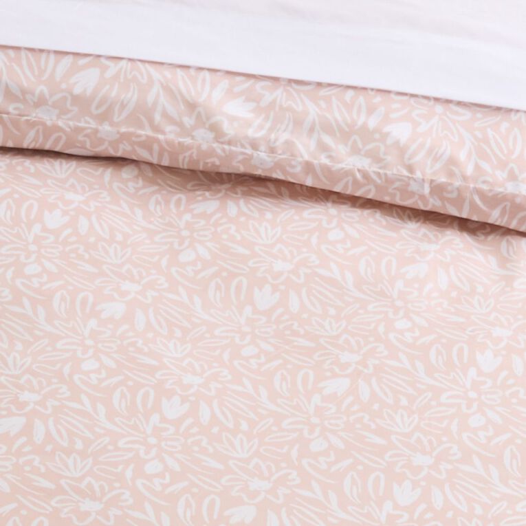 Living & Co Duvet Cover Set Floral Cameo Pink Queen, , hi-res