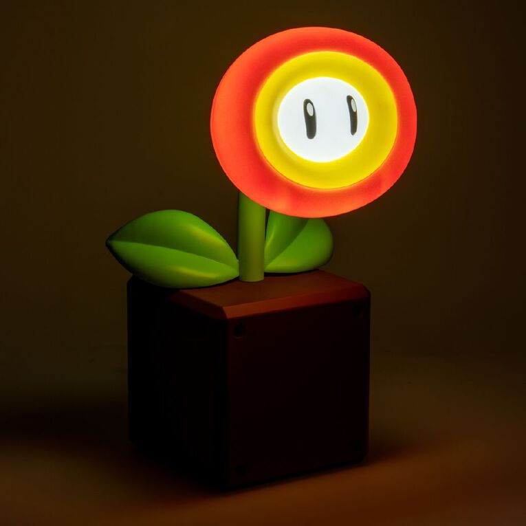 Paladone Super Mario Fire Flower Lamp, , hi-res