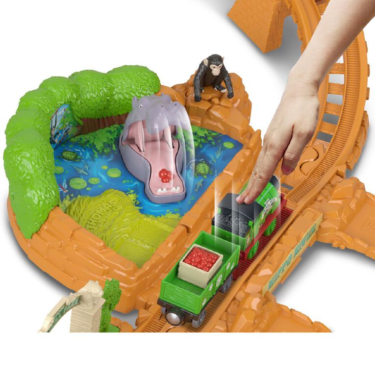 Thomas & Friends Motorised Animal Theme Trackset, , hi-res