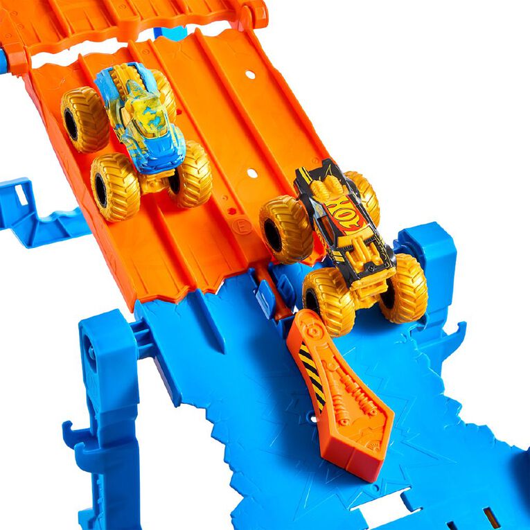 Hot Wheels Monster Trucks Trophy Champions Playset, , hi-res