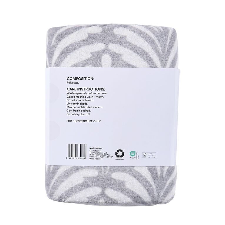 Living & Co Plush Flannel Sheet Set Navy Queen, , hi-res