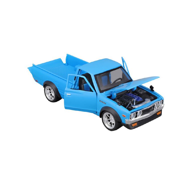 Maisto 1:24 Custom Shop Assorted, , hi-res