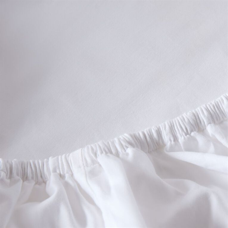 Living & Co Fitted Sheet 250TC White King, White, hi-res