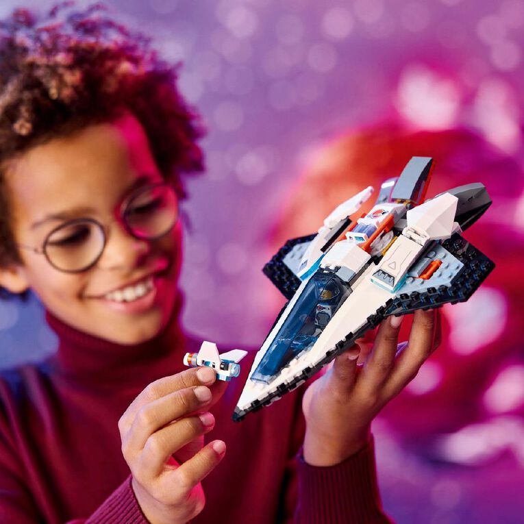 LEGO CITY Interstellar Spaceship 60430, , hi-res