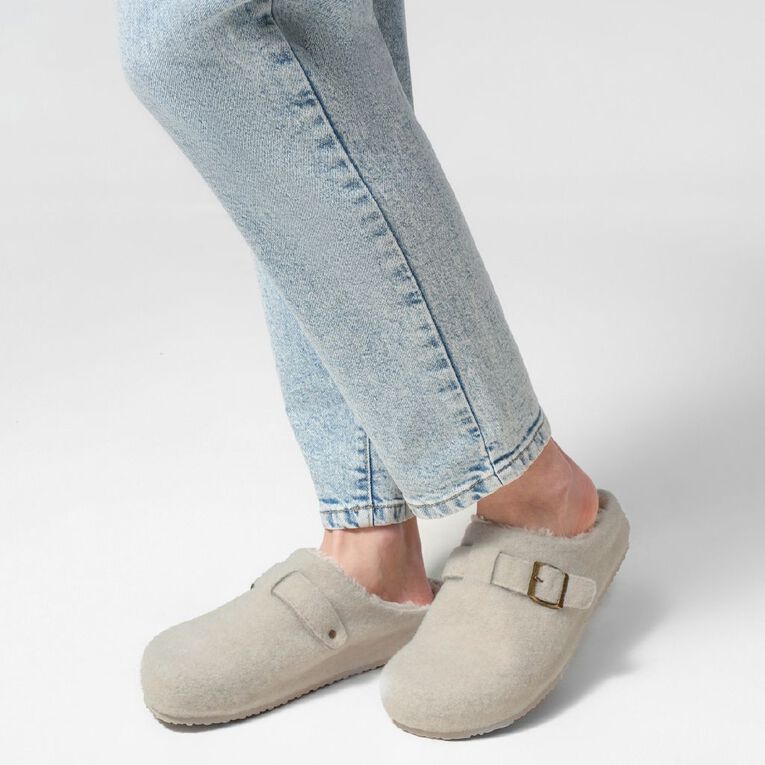 H&H Women's Felt Clog Scuff Slippers, Cream, hi-res
