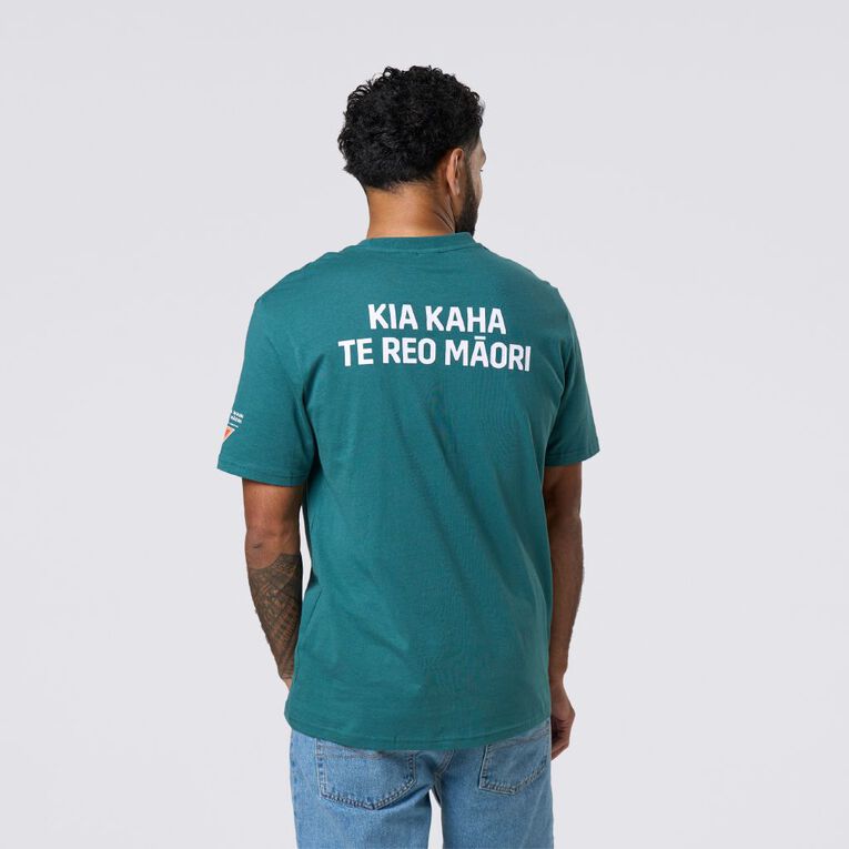 MLC Kia Kaha Te Reo Maori Tihate Pakeke, Pounamu, hi-res