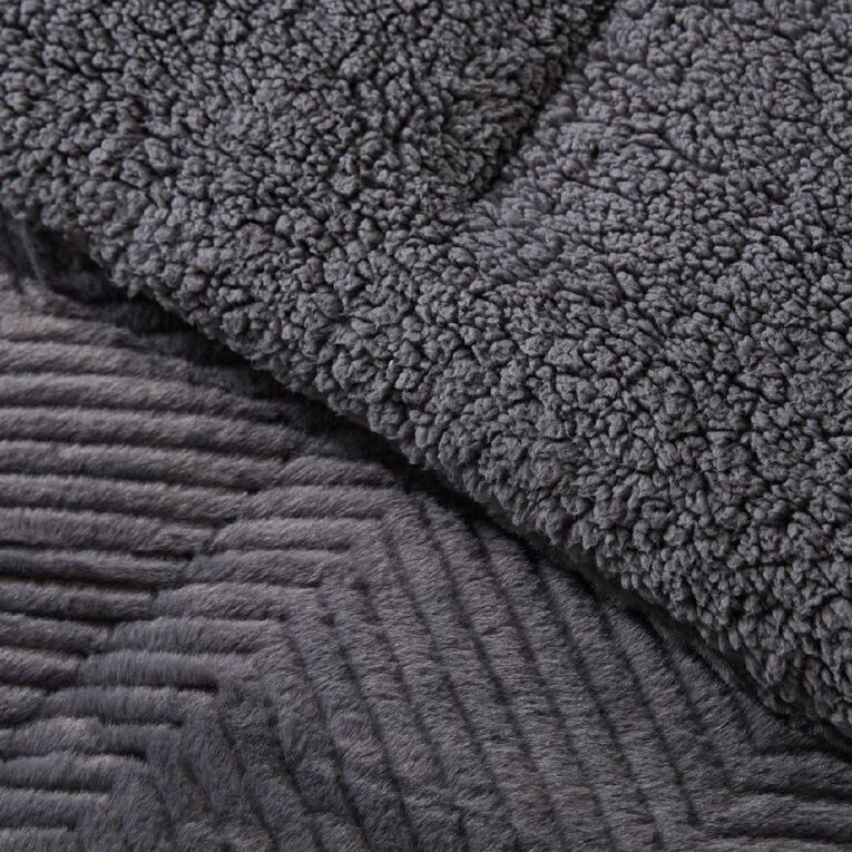Living & Co 2 Piece Comforter Set Faux Fur Grey King, , hi-res