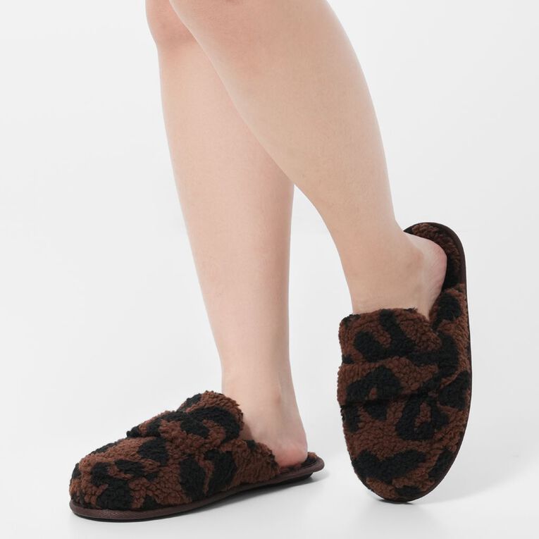H&H Women's Betty Scuff Slippers, Brown Mid, hi-res