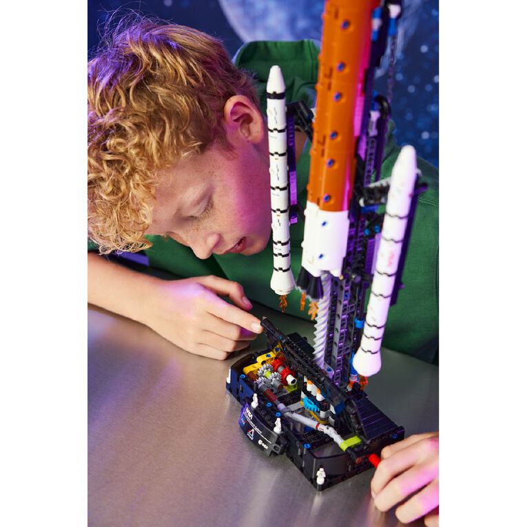 LEGO Technic NASA Artemis Space Launch System Rocket 42221, , hi-res