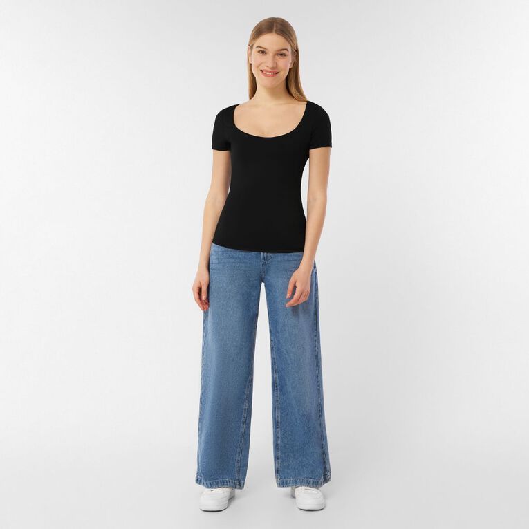 H&H Women's Longline Contour Scoop Nk Top, Black, hi-res