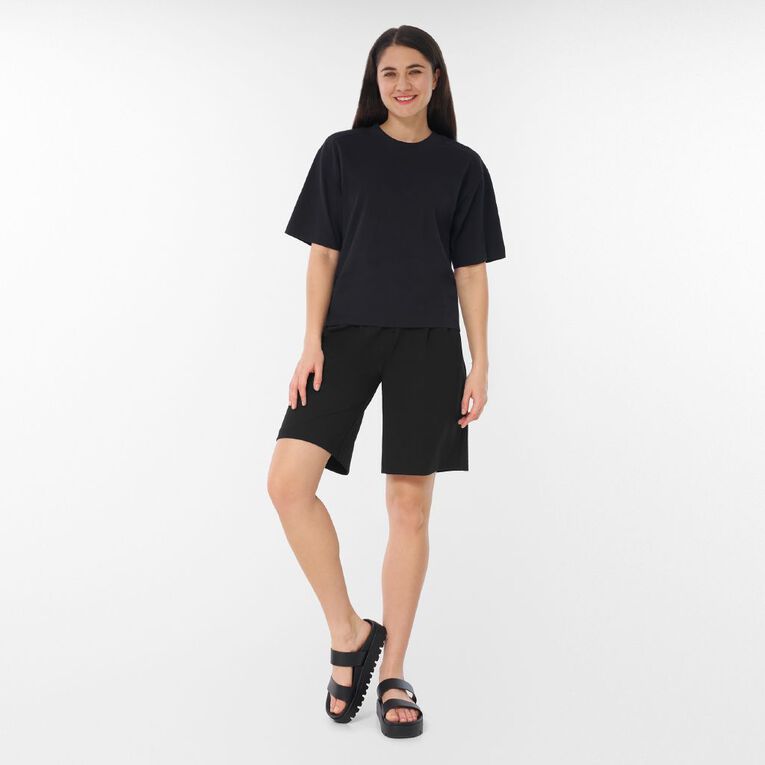 H&H Women's Tailored Smart Shorts, Black, hi-res