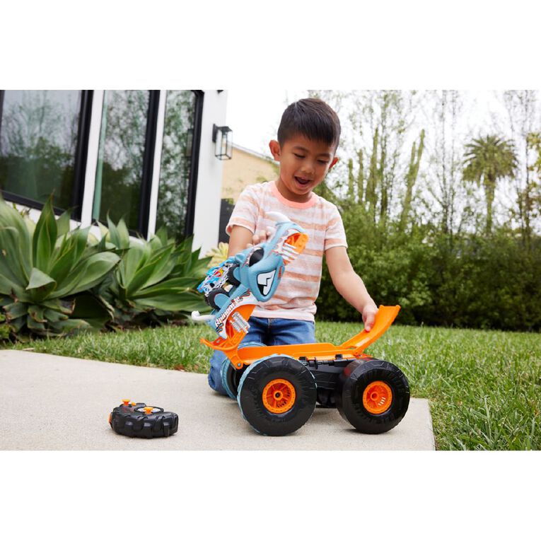 Hot Wheels Remote Control Monster Trucks 115 Rhinomite The Warehouse