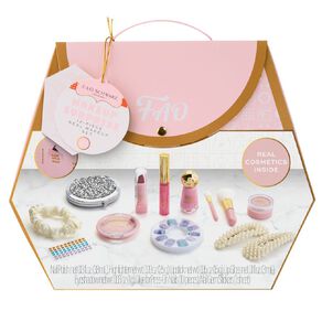 FAO Schwarz Girls Makeup Surprise 12 Piece