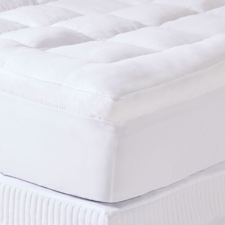 Living & Co Microfibre 1600gsm Topper White Queen, , hi-res