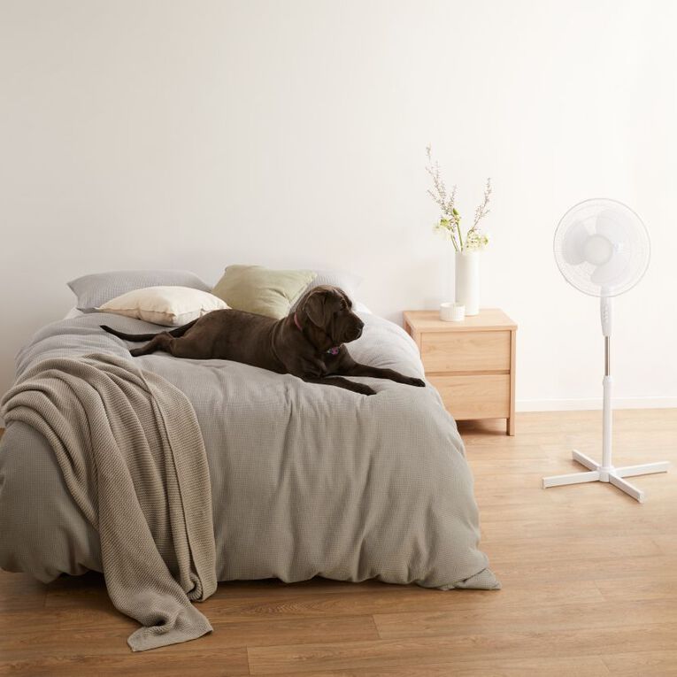 Living & Co Pedestal Fan - 40cm White, , hi-res