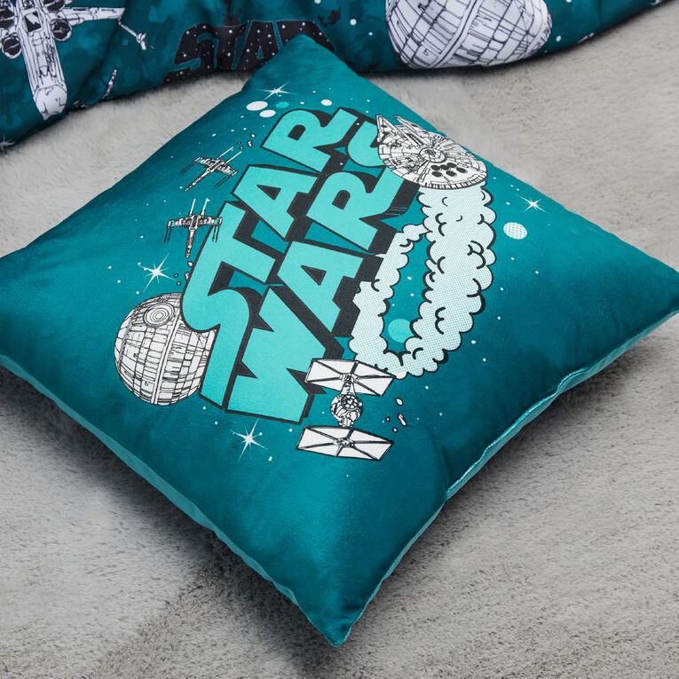 Star Wars Cushion MultiColoured 43cm x 43cm MultiColoured The Warehouse