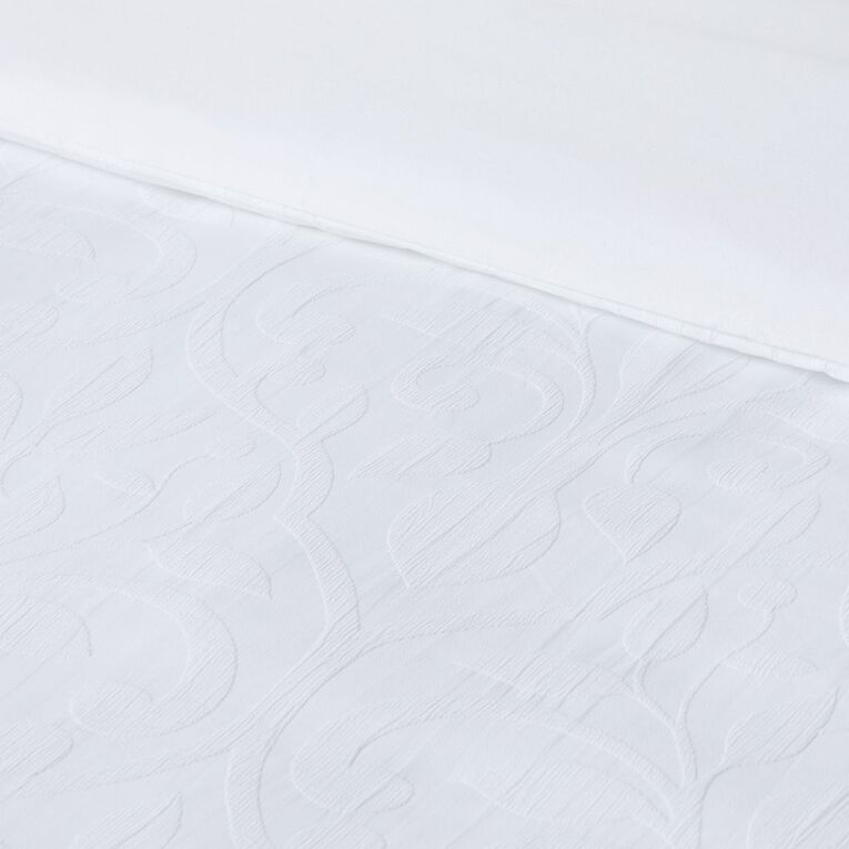 Living & Co Duvet Cover Set Matelasse White Queen, , hi-res