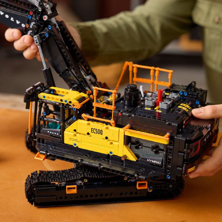 LEGO Technic Volvo EC500 Hybrid Excavator 42215, , hi-res