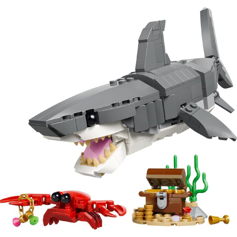 LEGO CREATOR Fierce Shark with a Treasure Chest 31381, , hi-res