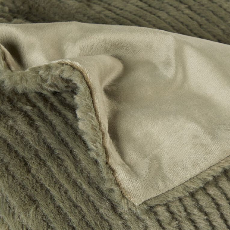 Living & Co Sylvia Textured Blanket Green Queen, , hi-res