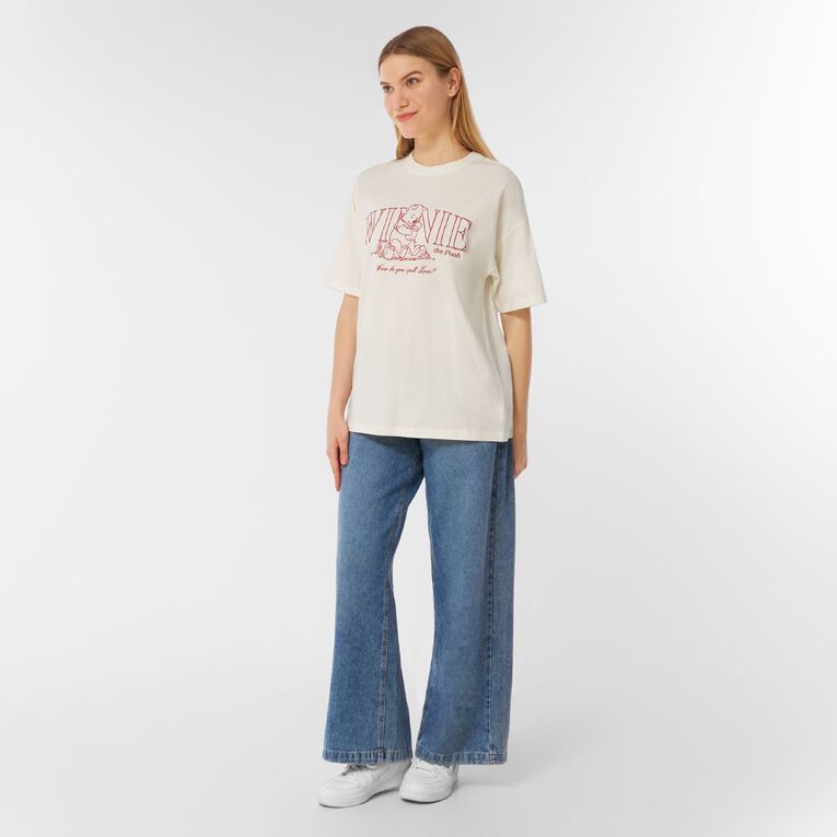 Winnie the Pooh Women's Short Sleeve Winnie the Pooh Tee, Cream, hi-res