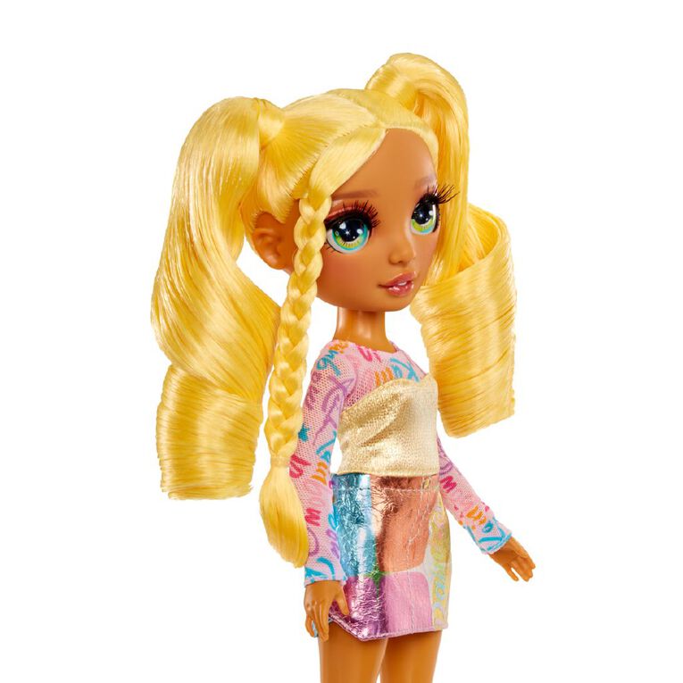 Rainbow High Glam Fashion Doll Assorted, , hi-res